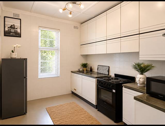 2 BEDROOM APARTMENT FOR SALE IN WINDERMERE